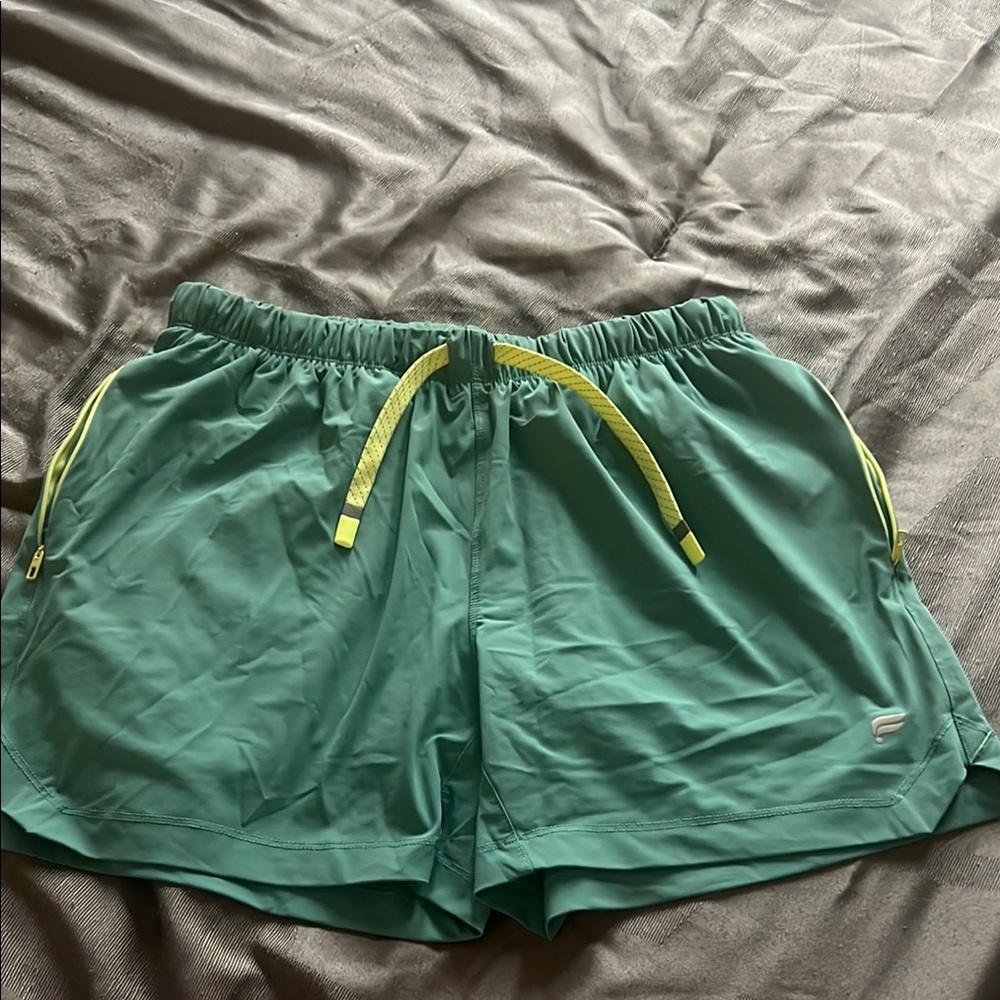 Men’s Green Athletic Shorts Fabletics